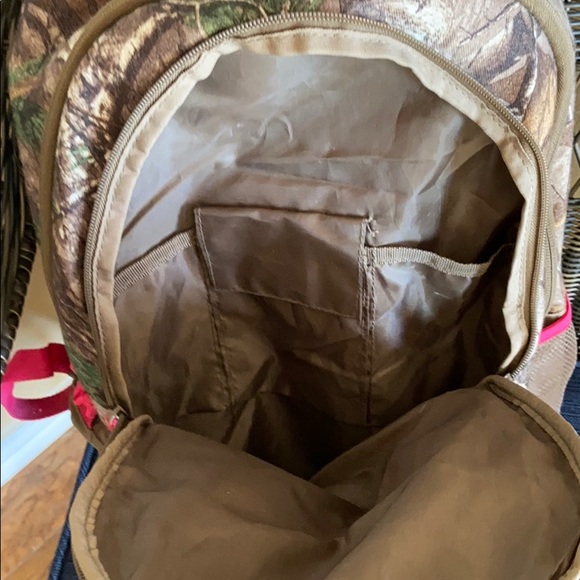 Backpack - Picture 5 of 5